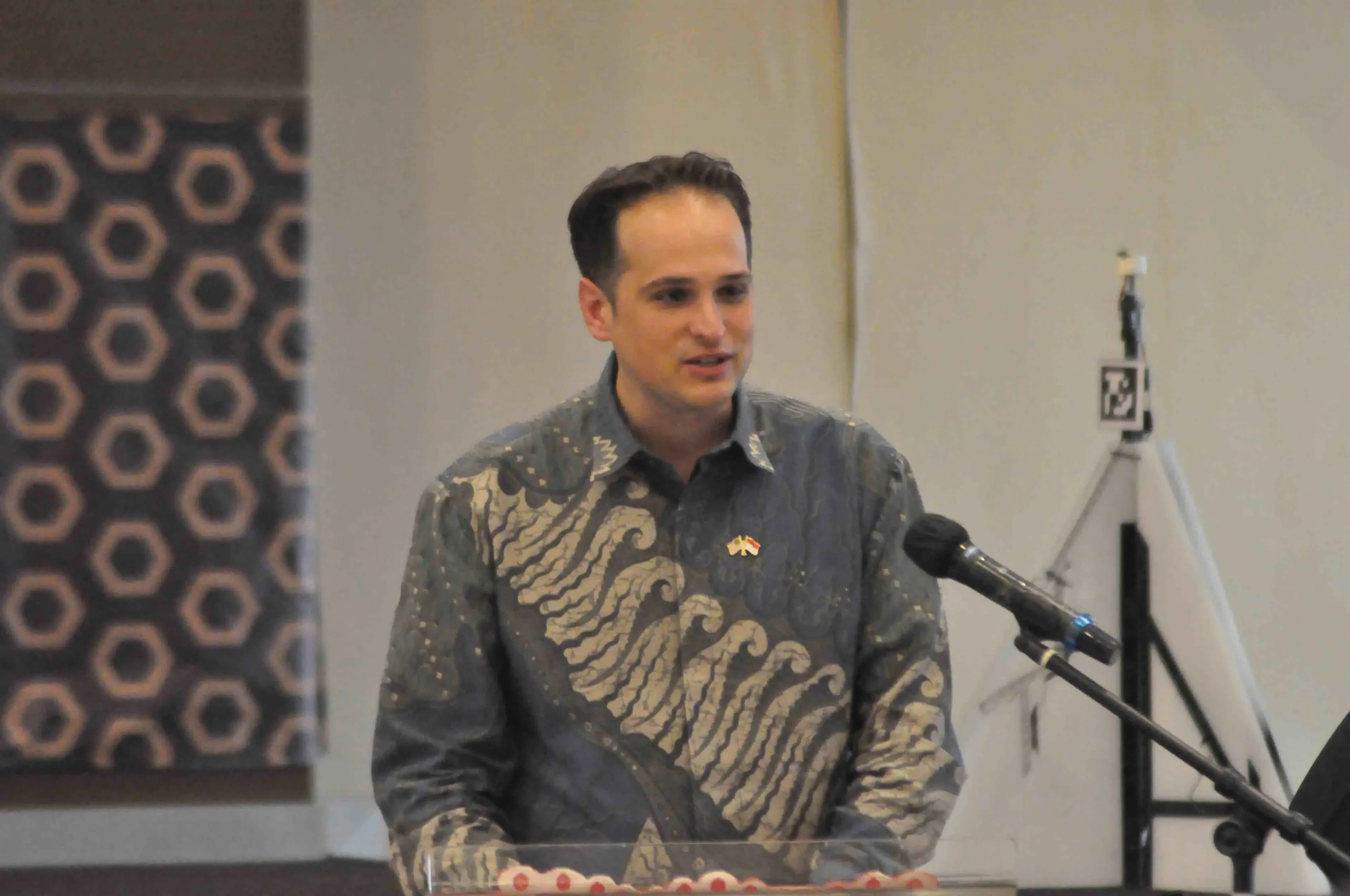 Mr. Christopher Feather